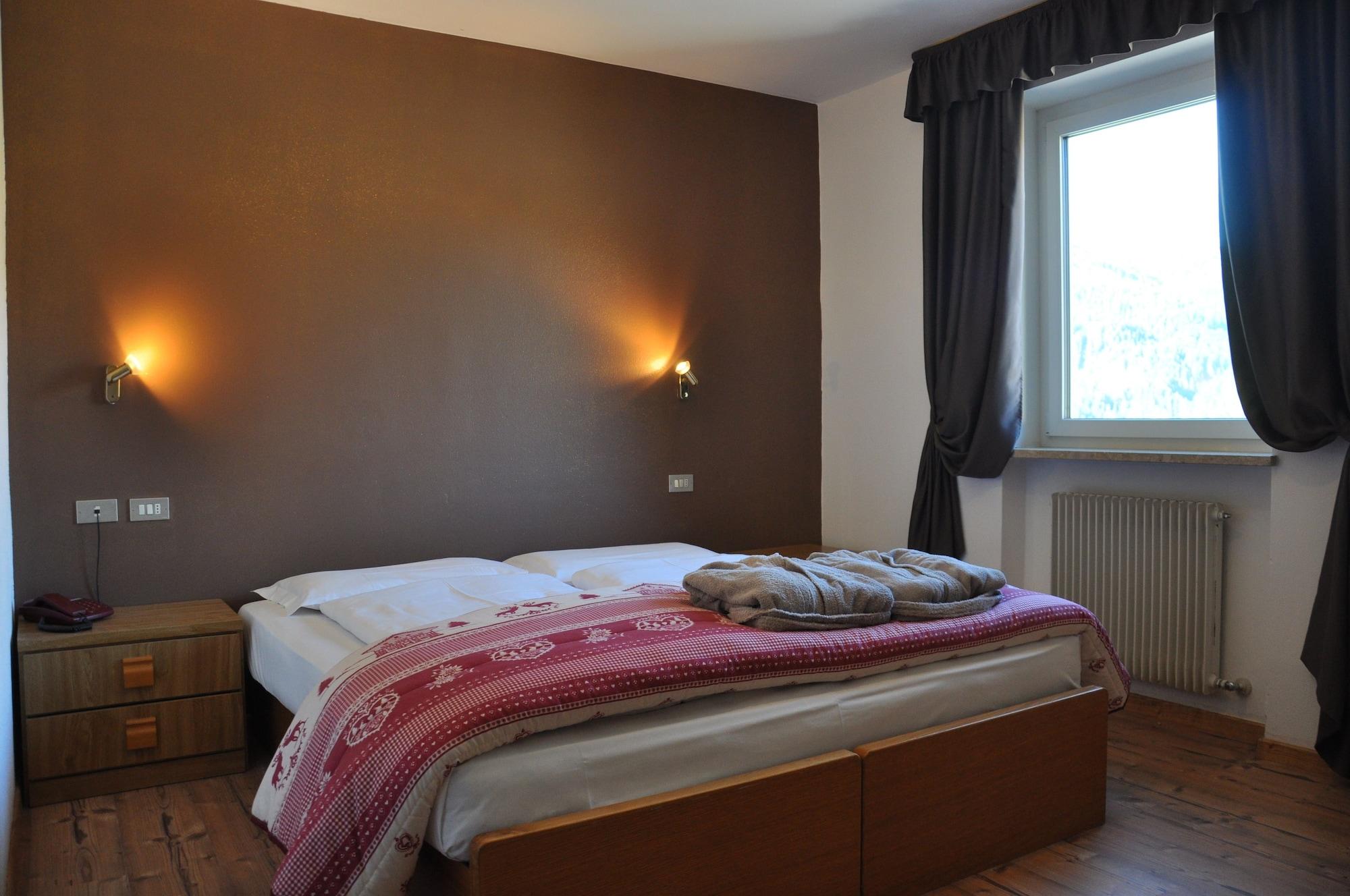 Alpenlife Hotel Someda Моэна Экстерьер фото