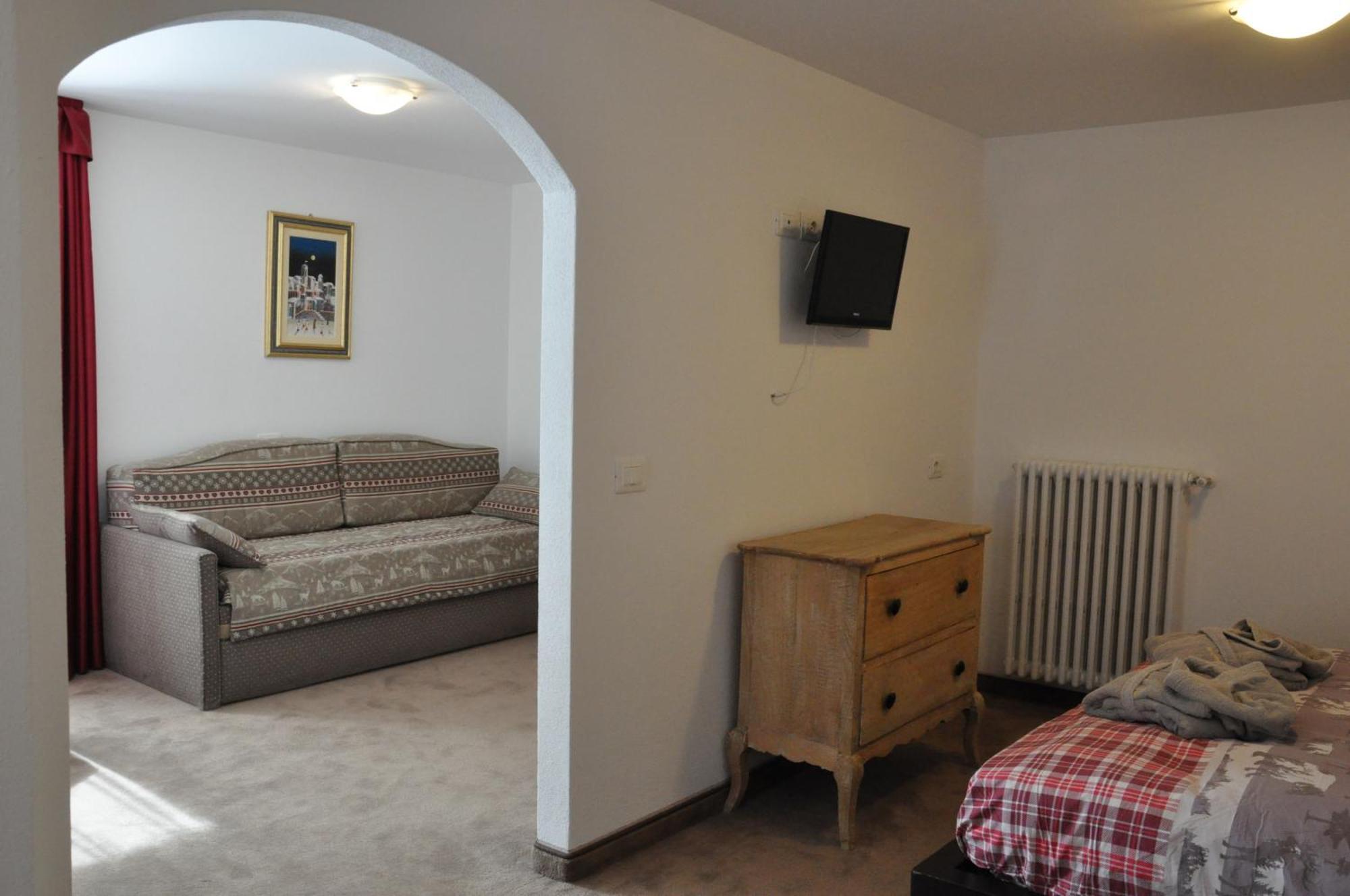 Alpenlife Hotel Someda Моэна Экстерьер фото